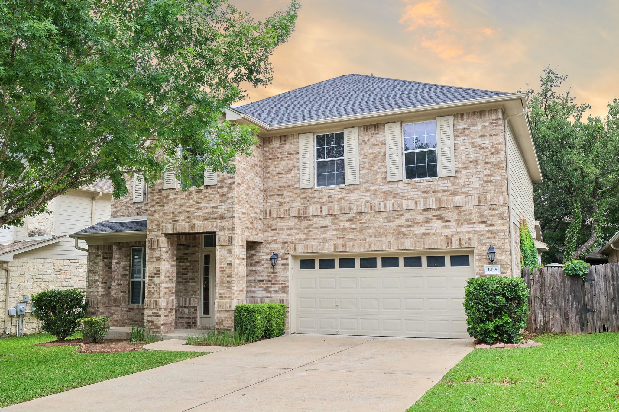 Family Living with Style and Space |1025 Horne Dr, Cedar Park header image.