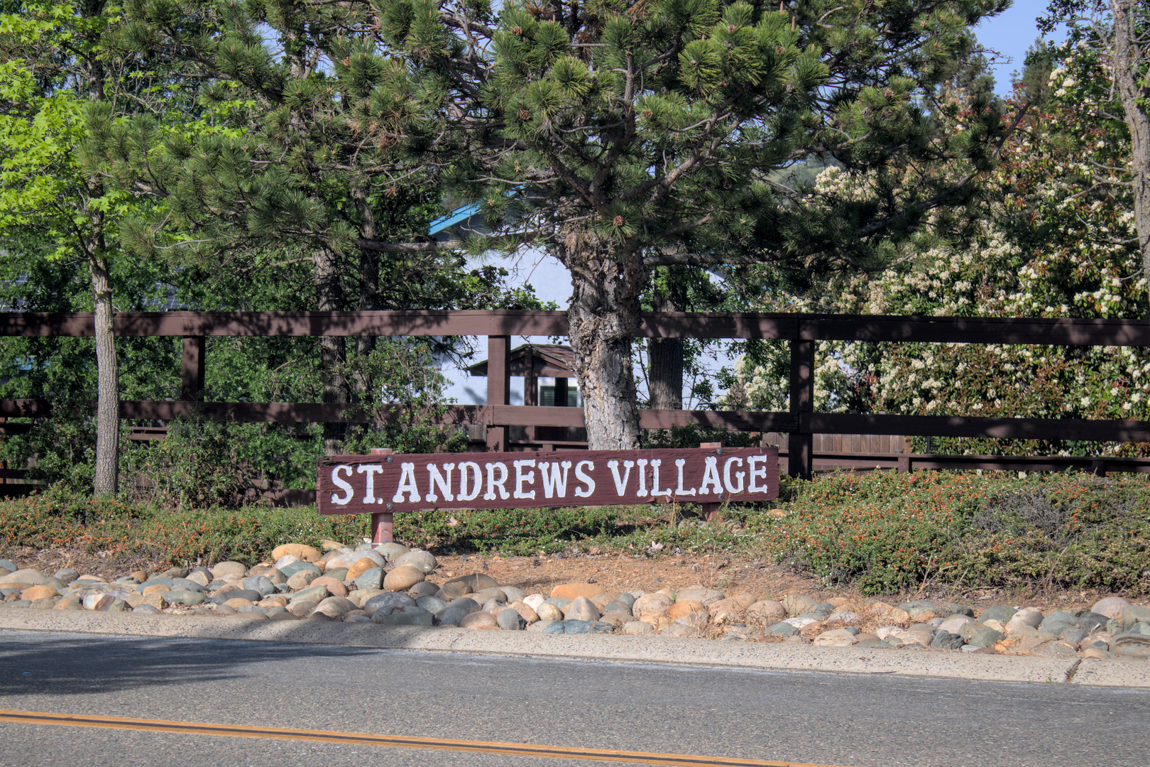 St. Andrews Village neighborhood in El Dorado Hils, California