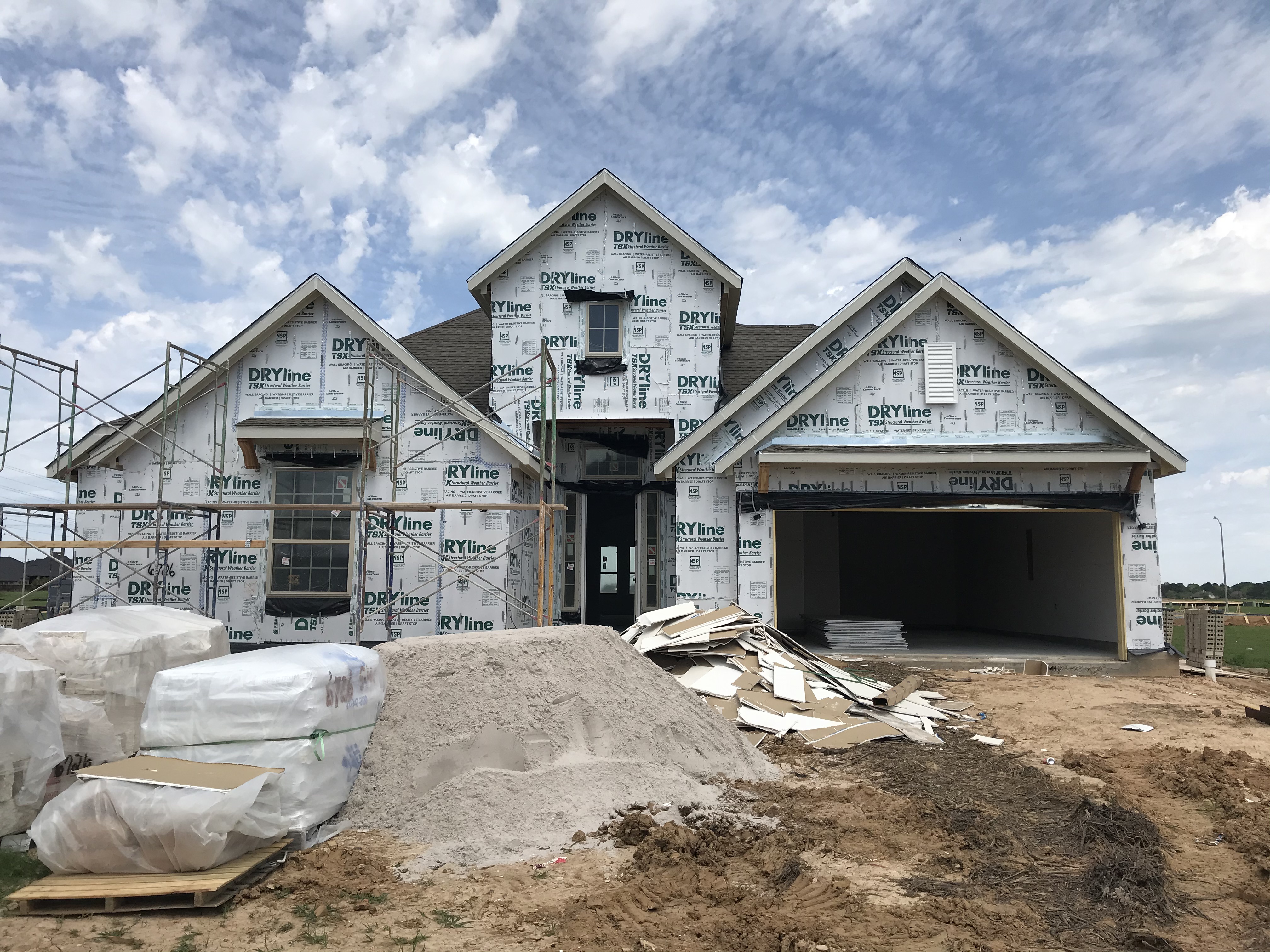 Residential homes in Katy, TX representing the combined impact of HOA fees and property taxes on monthly housing costs