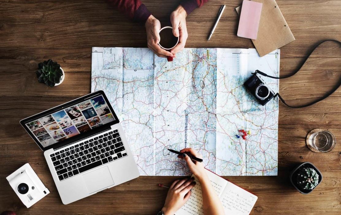 Your Complete Move-Out Guide header image.