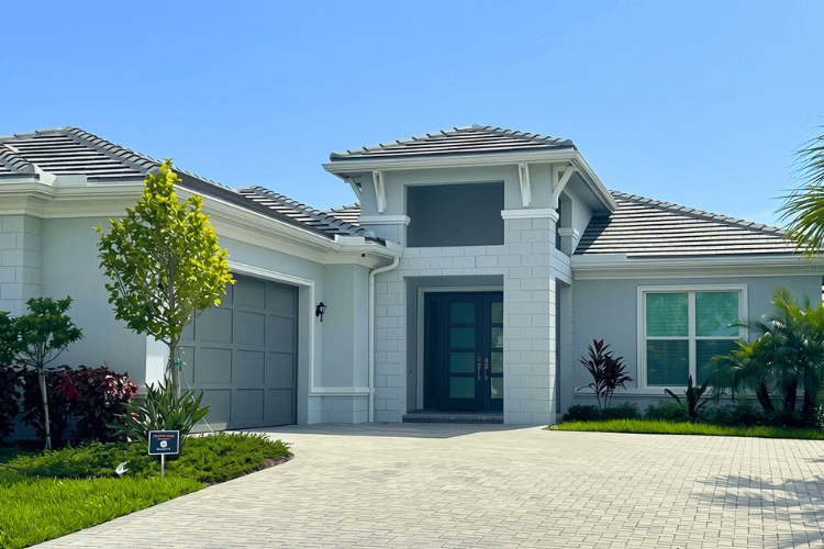 What to Know Before Buying in Avenir, Palm Beach Gardens header image.