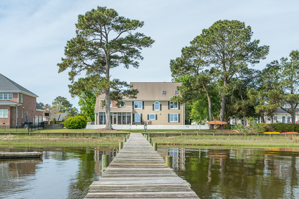 Testimonials header image.