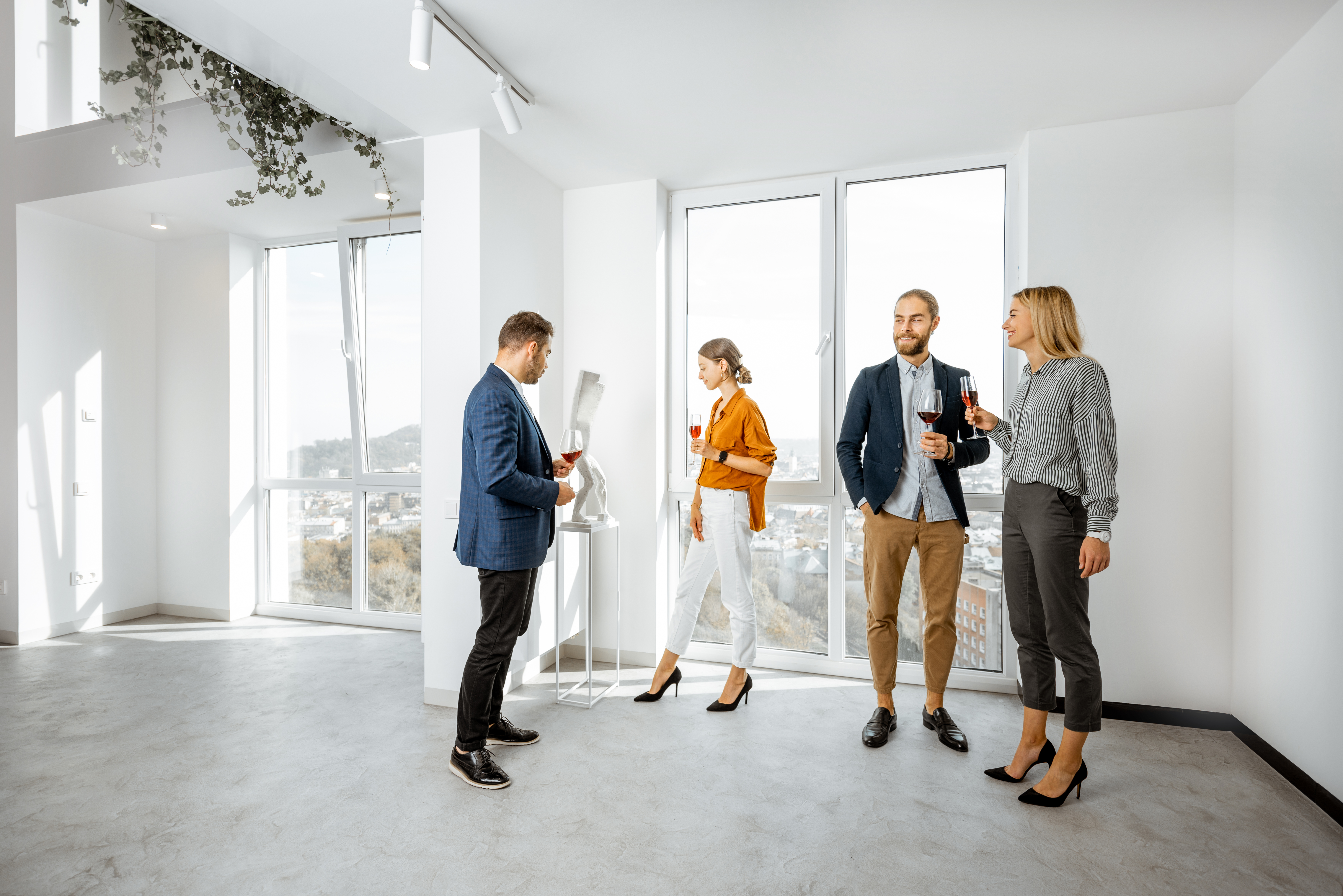 How Long Should an Open House Be? header image.