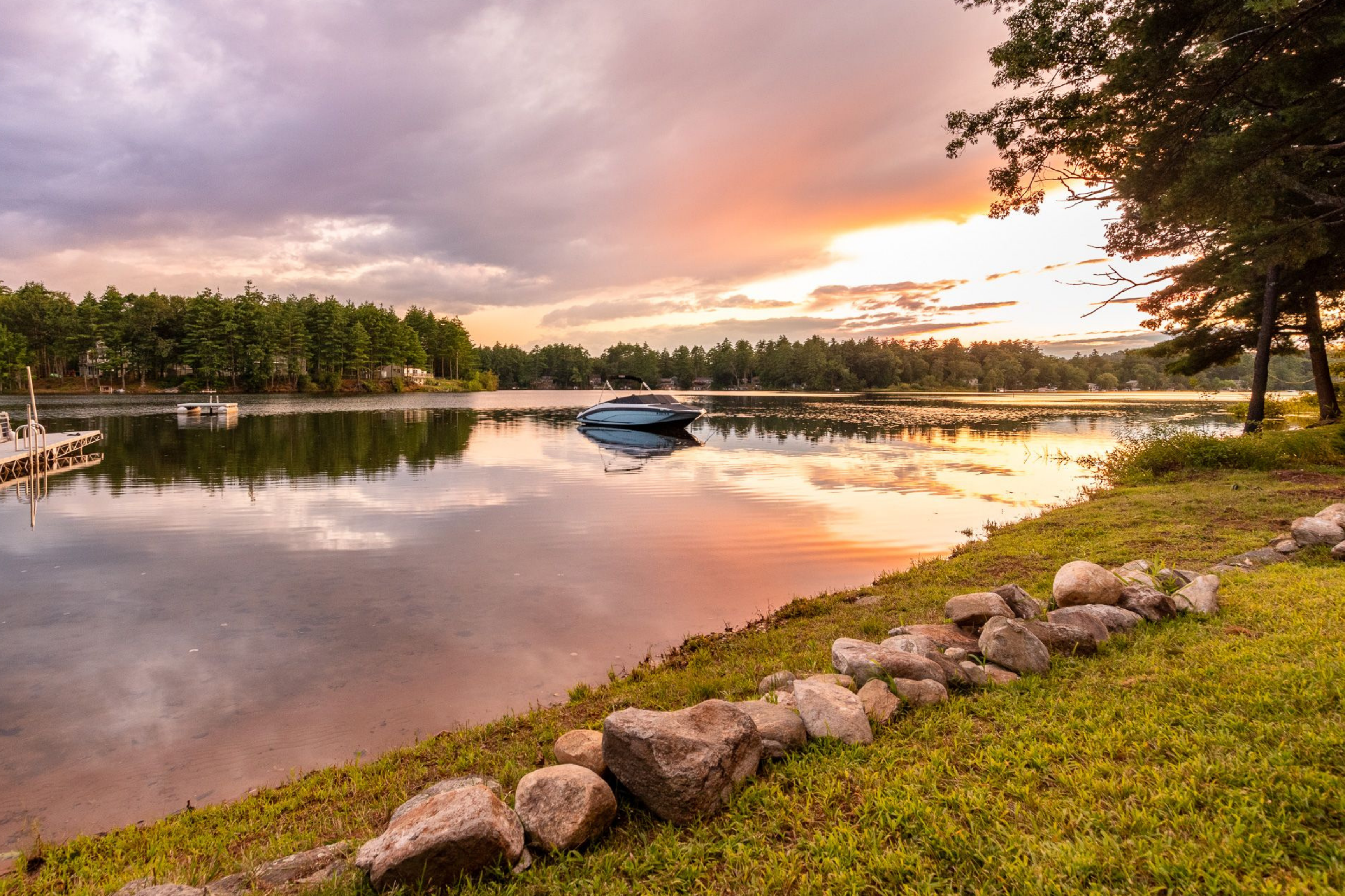 Lakefront vs Lake Access Homes: What’s Actually Worth It? header image.