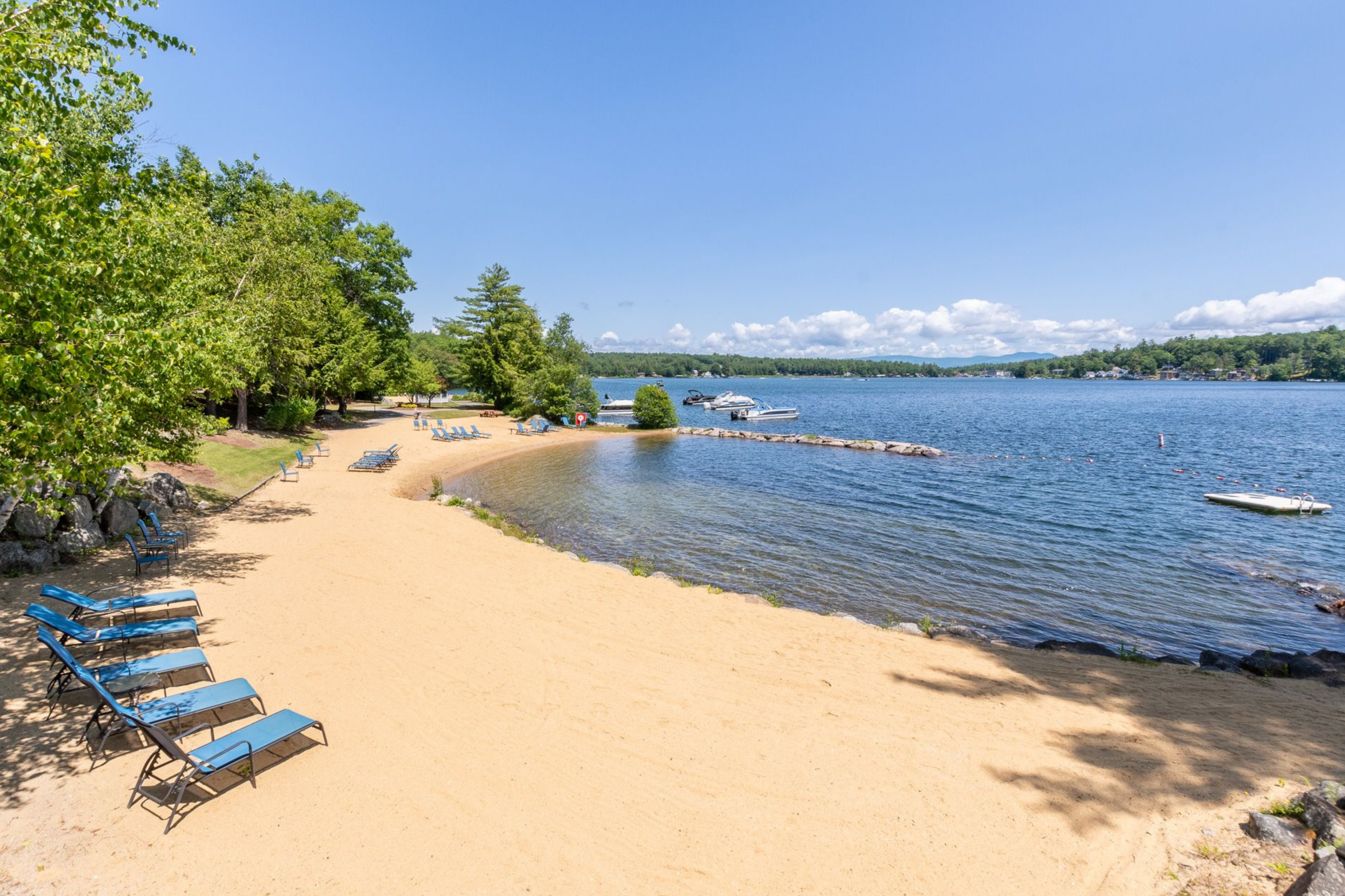 A better kind of Summer : The Lakes Region Summer header image.