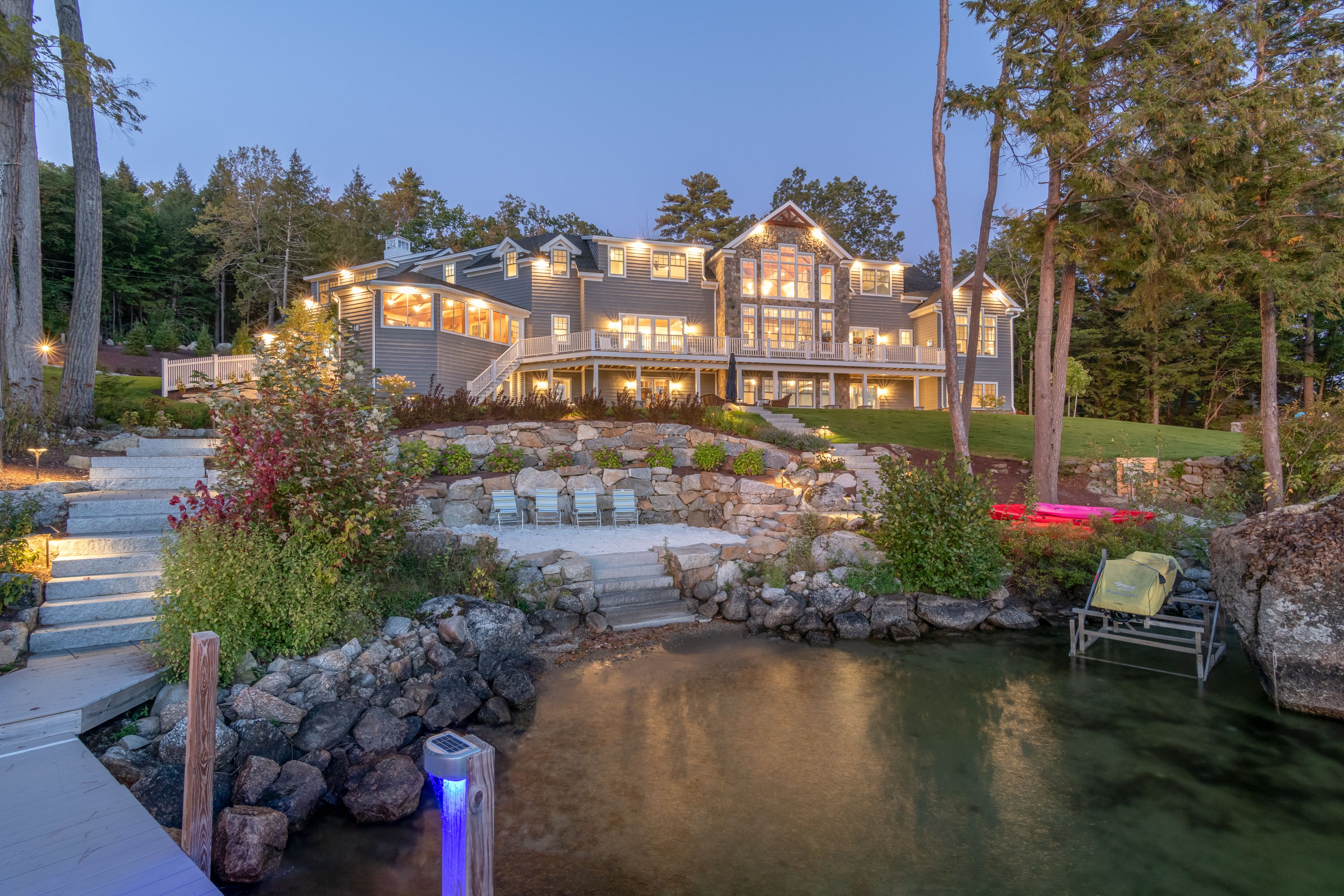 5 Tips for Buying a Luxury Home header image.
