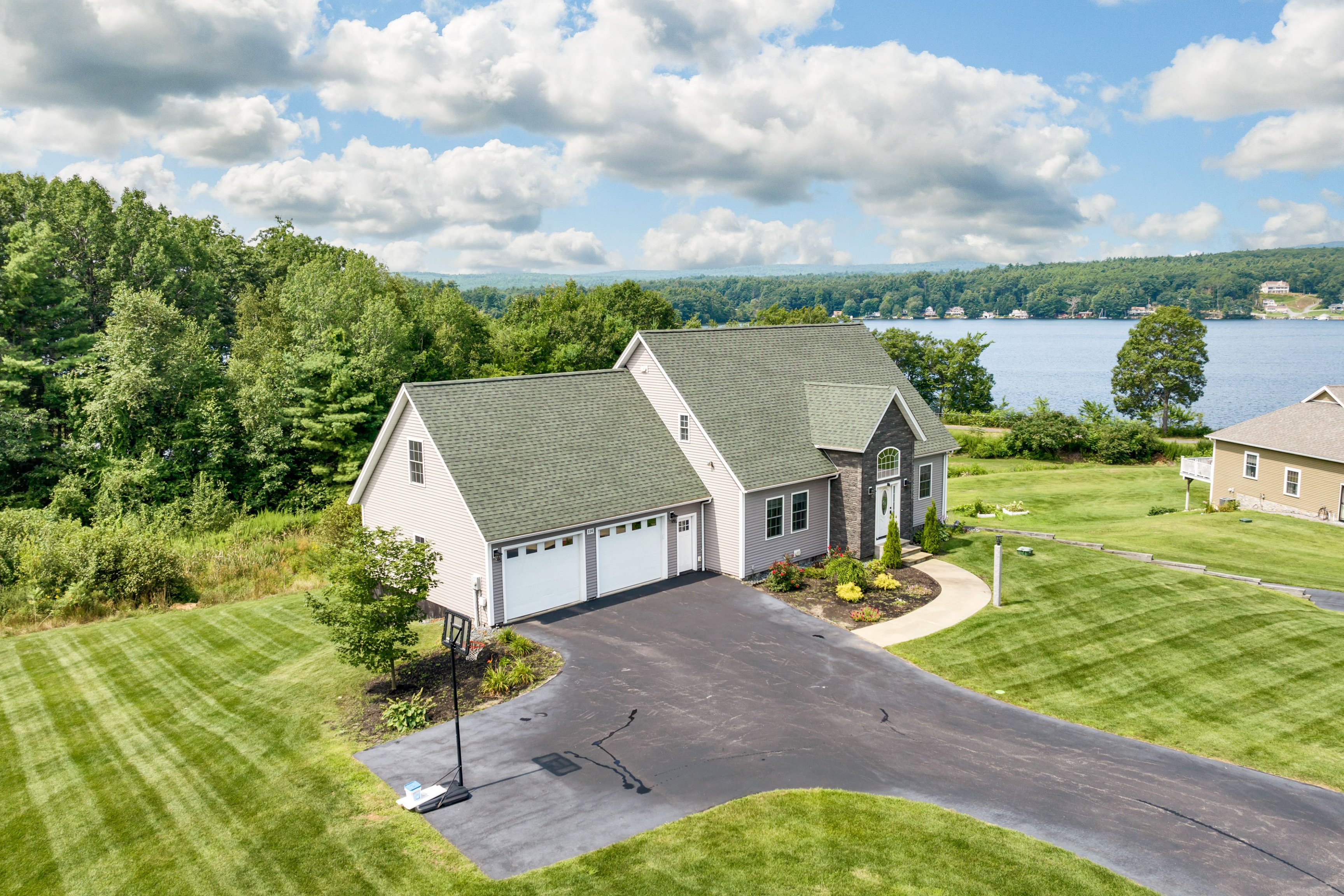 Moving to the Lakes Region of New Hampshire: What You Need to Know Before You Relocate header image.