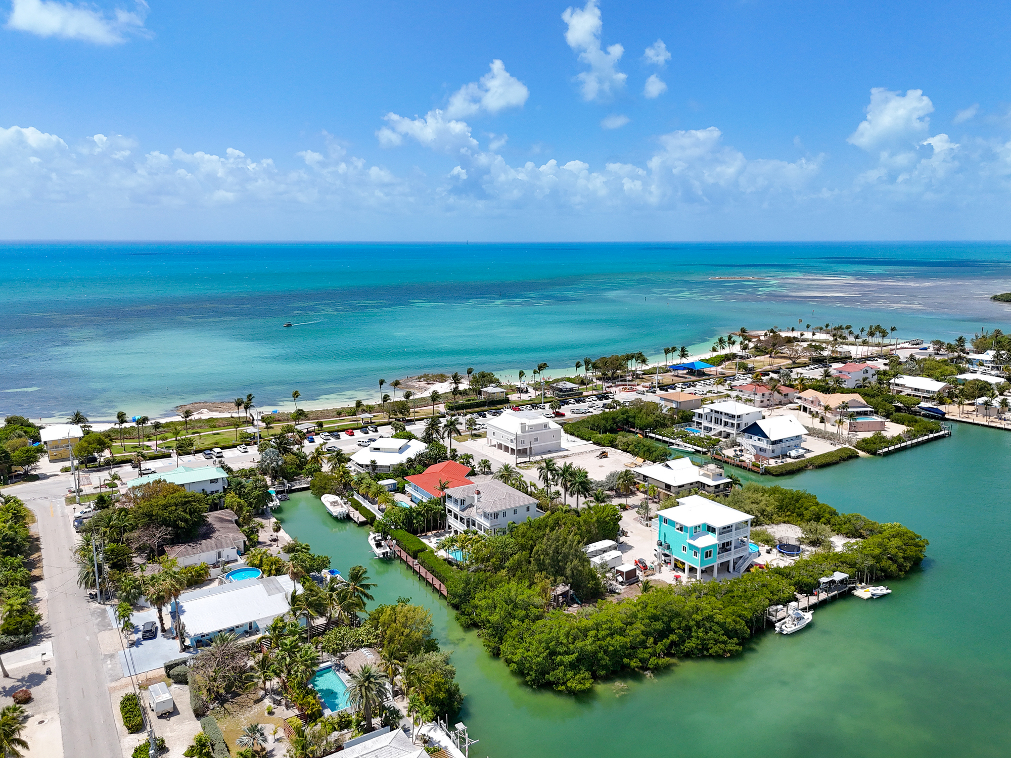 Finding Your Place in Paradise: Discover the Miami and Florida Keys Lifestyle header image.