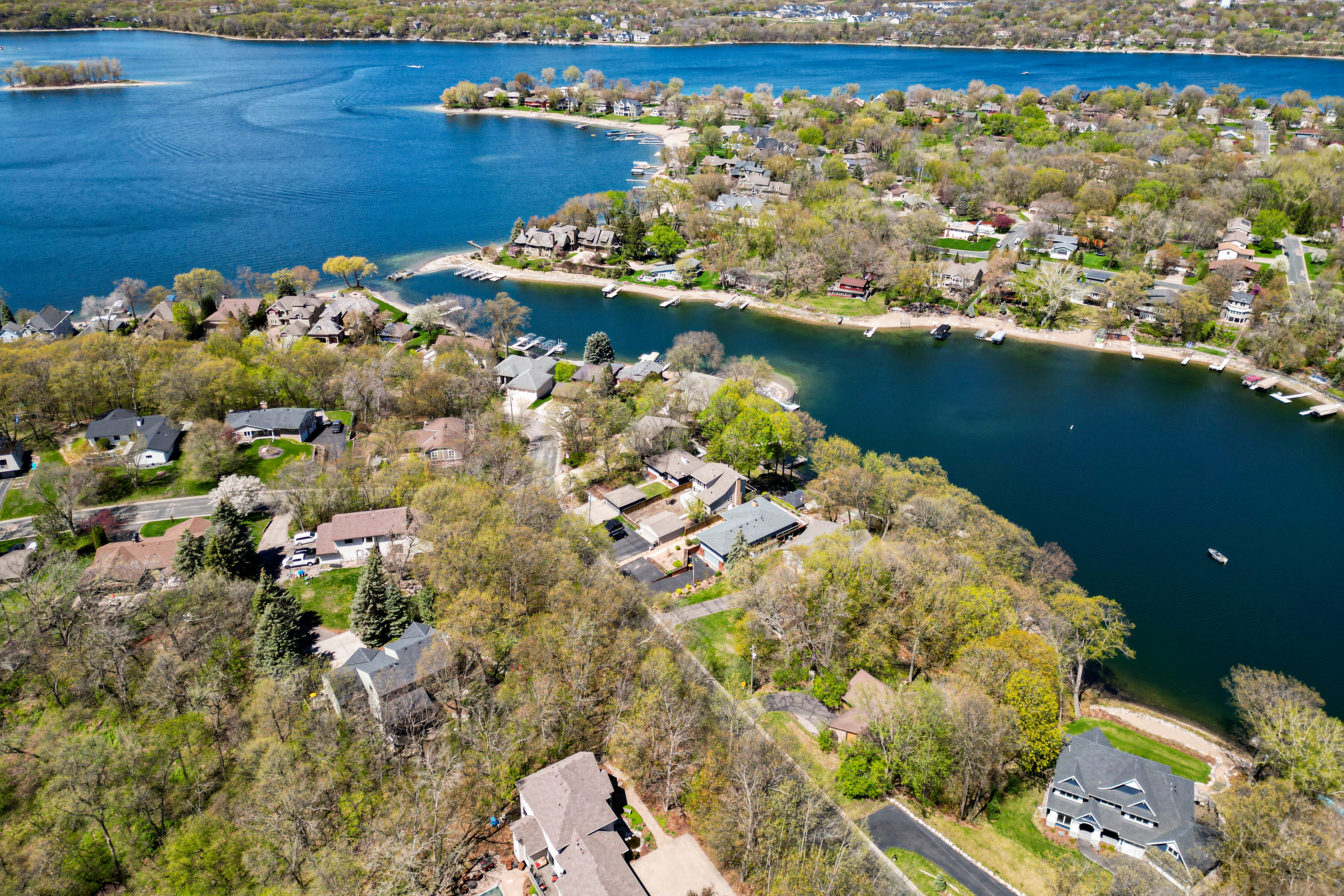 Lakeside neighborhood in the Twin Cities, MN
