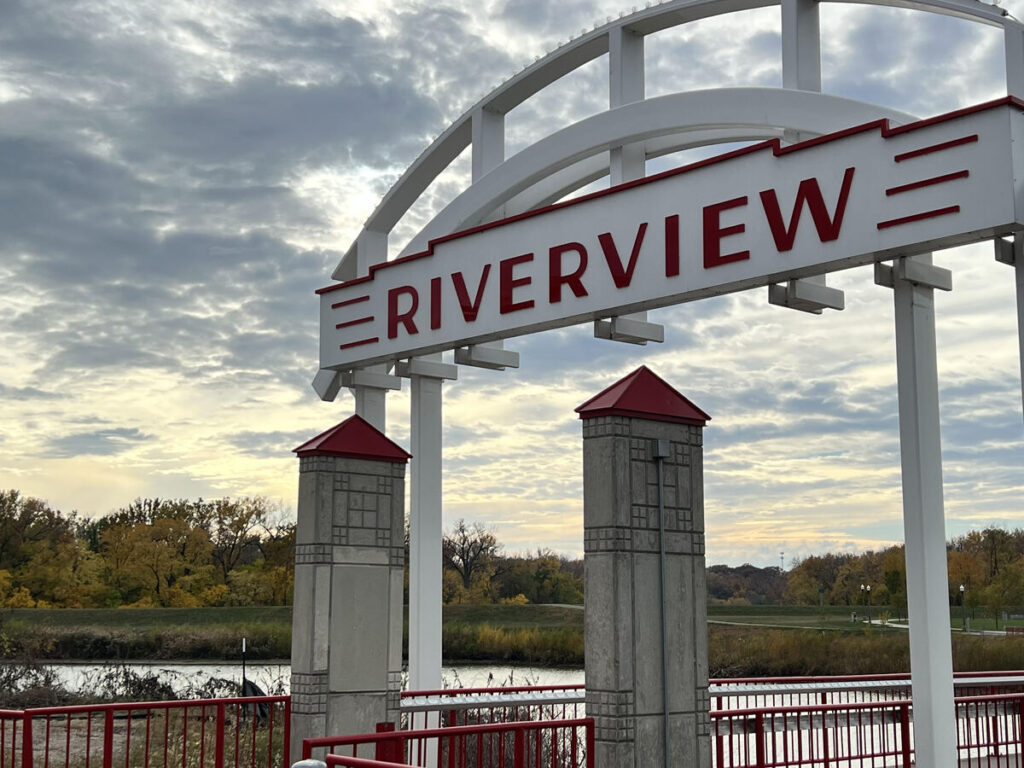 Welcome to Des Moines' North Side header image.