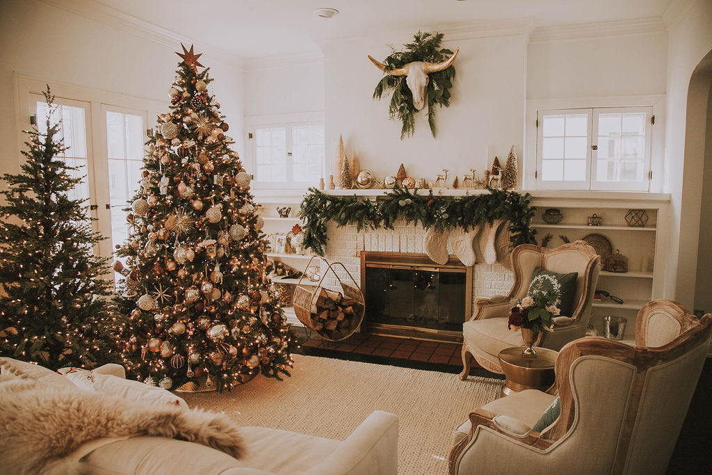 Why the Holidays Might Be the Best Time to Buy or Sell a Home header image.