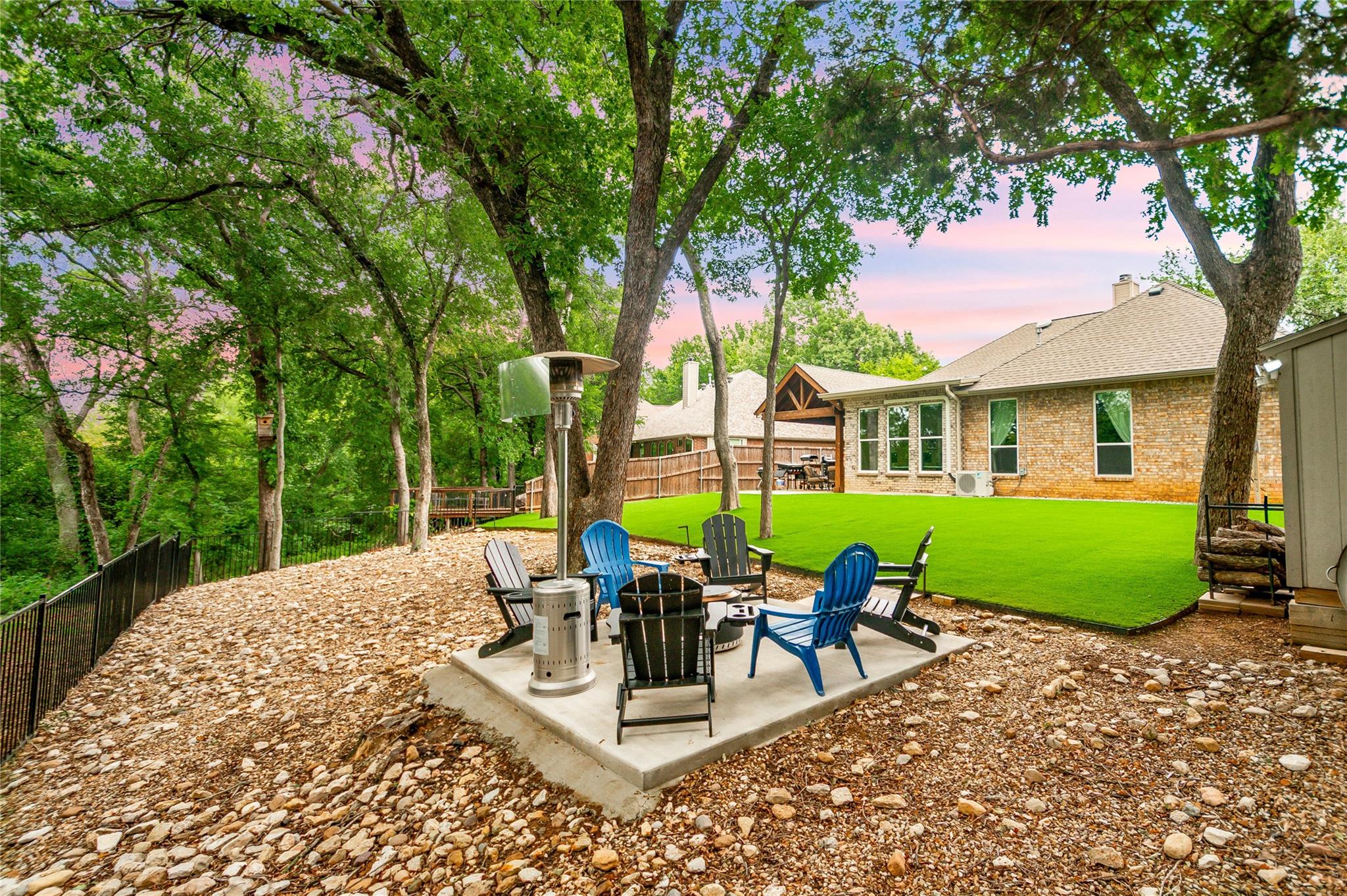 Why Summer Is One of the Best Times to Buy or Sell a Home header image.