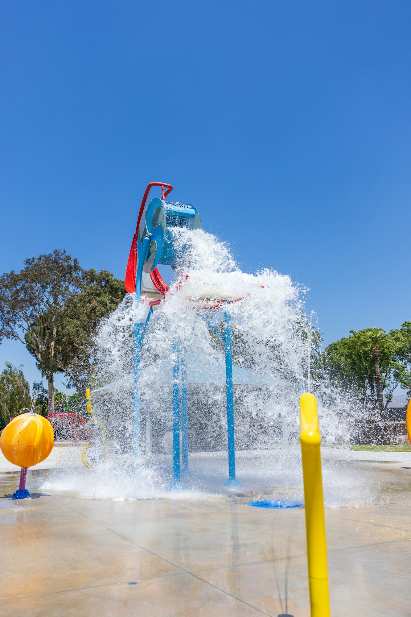 Top Splash Pads & Water Parks Near Flower Mound for Family Fun This Summer header image.