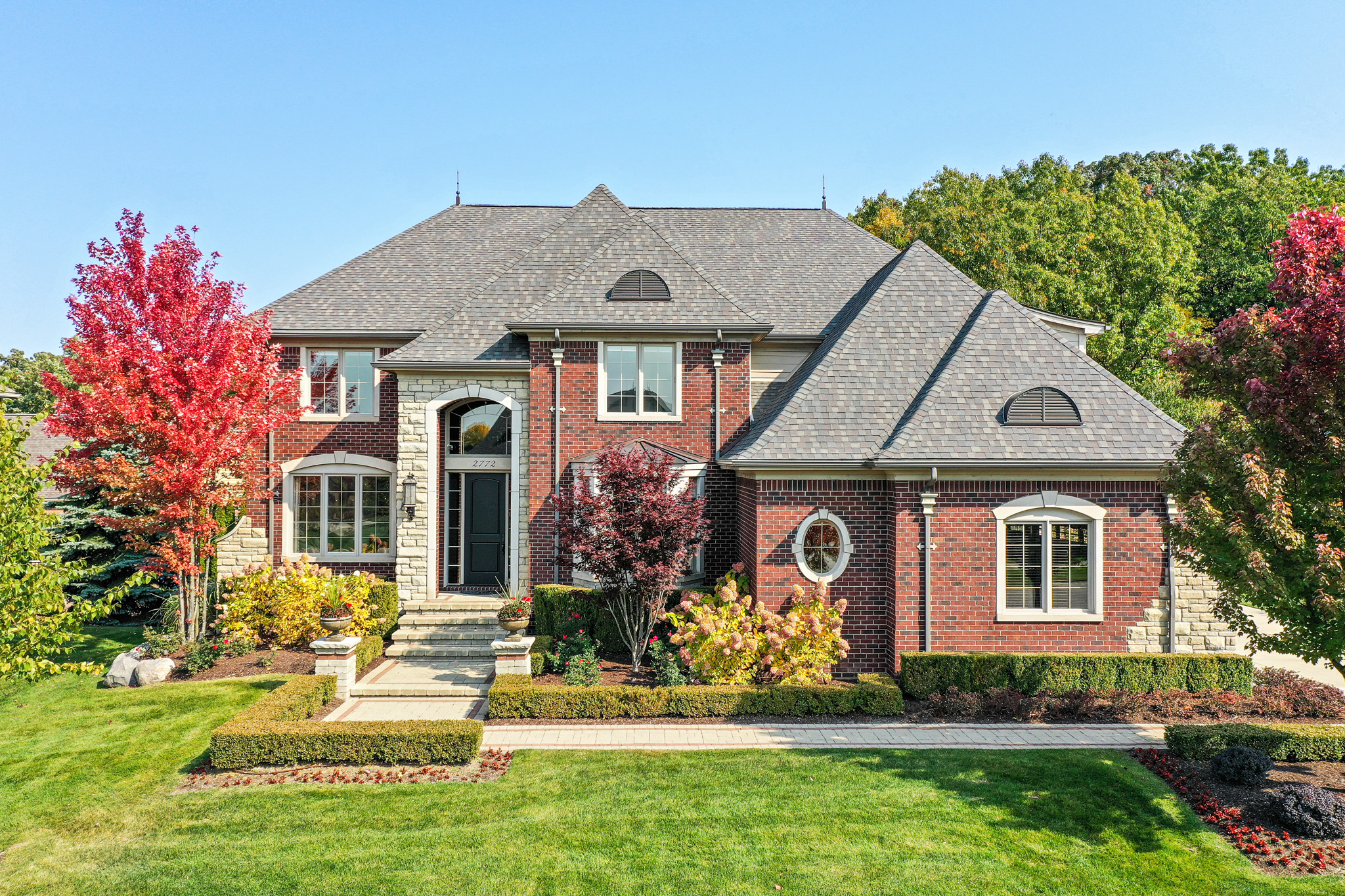 SOLD - 2772 Addison Circle North header image.