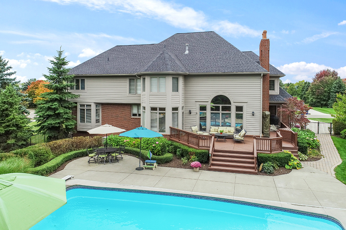 SOLD - 5939 Westchester Court header image.