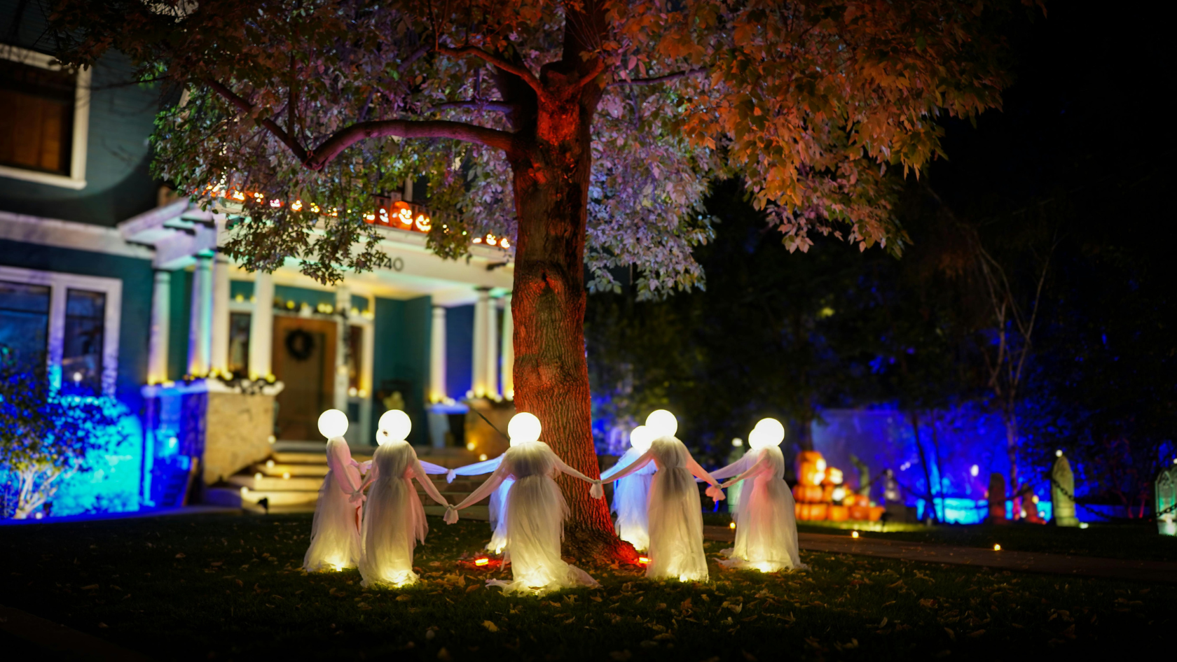 Fact vs. Fiction: 11 Spooky Housing Myths That Need to Die header image.