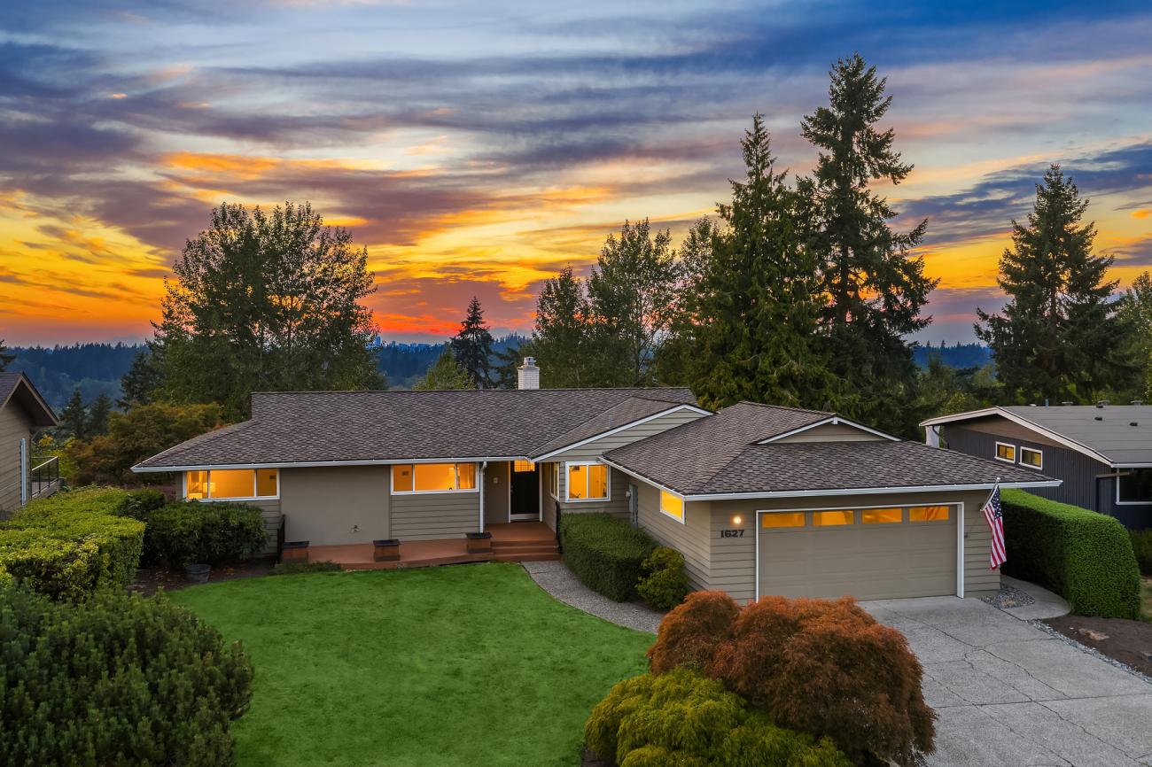 A Bellevue Legacy: Preparing, Showcasing & Selling a Beloved Woodridge Home header image.