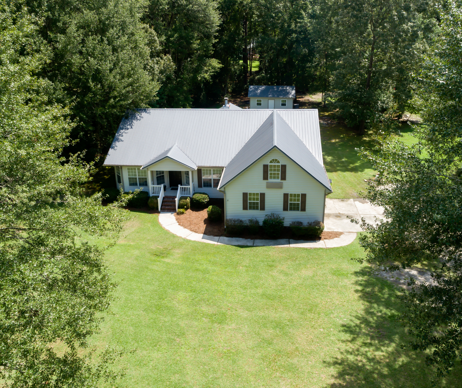 571 Deer Run Rd header image.