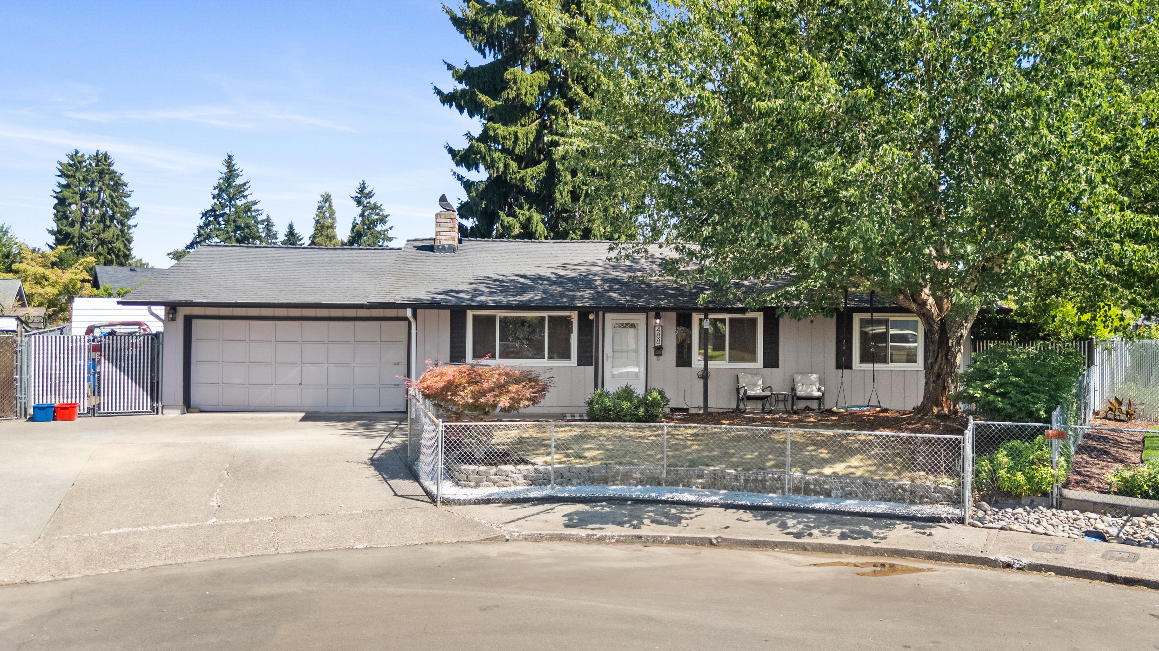 Affordable ranch home in North Salem Oregon neighborhood