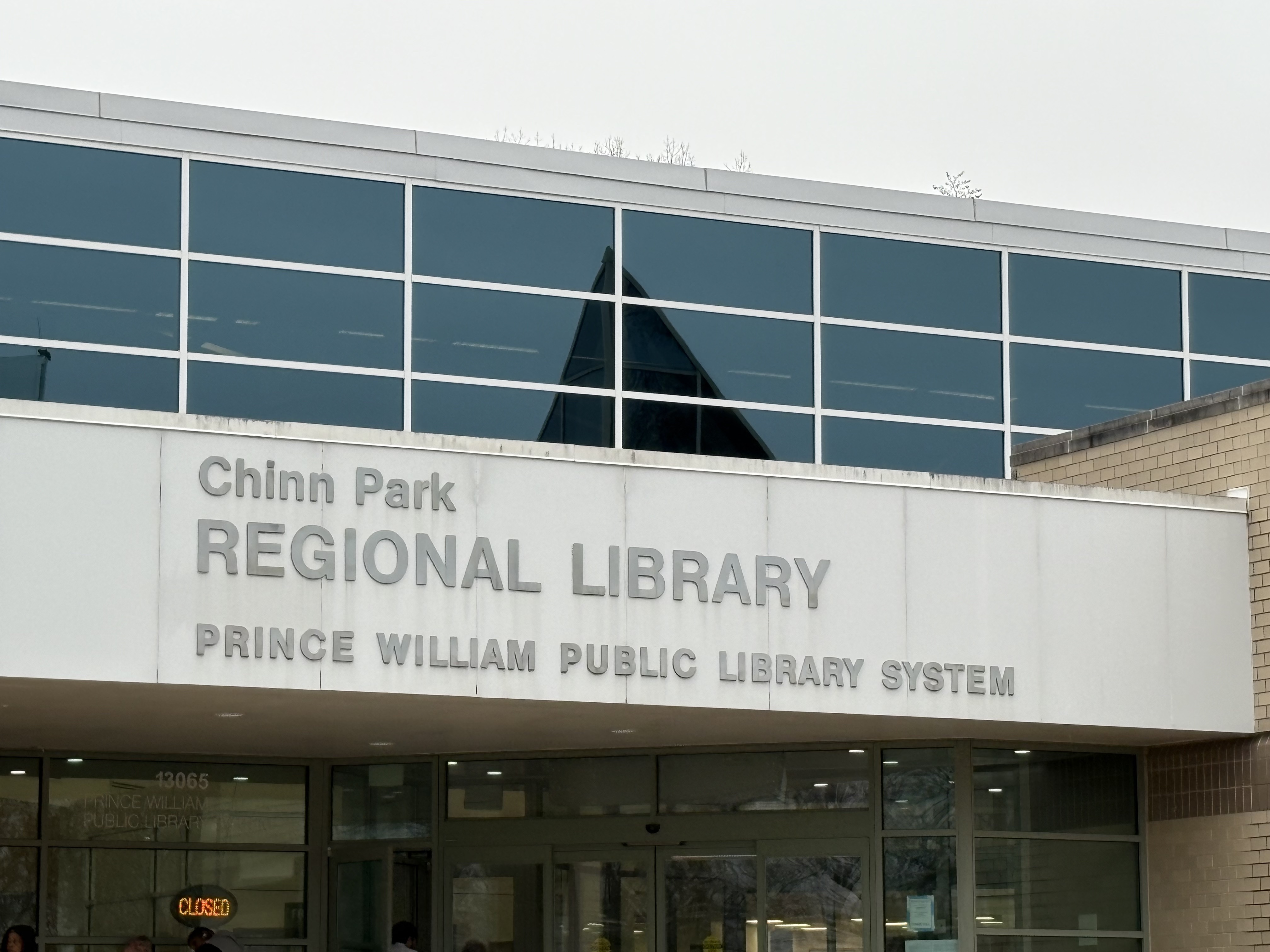 12 Libraries in Prince William County header image.