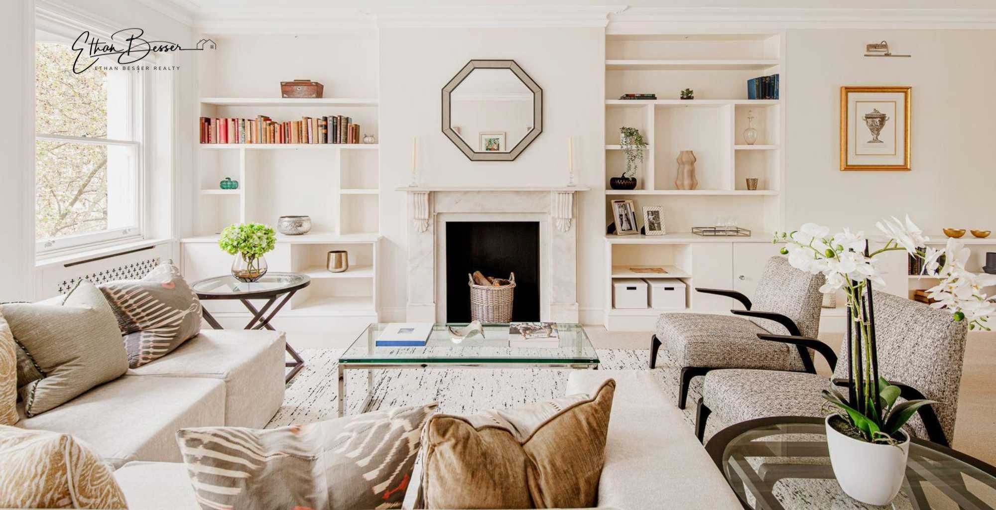 Should You Stage Your Home header image.