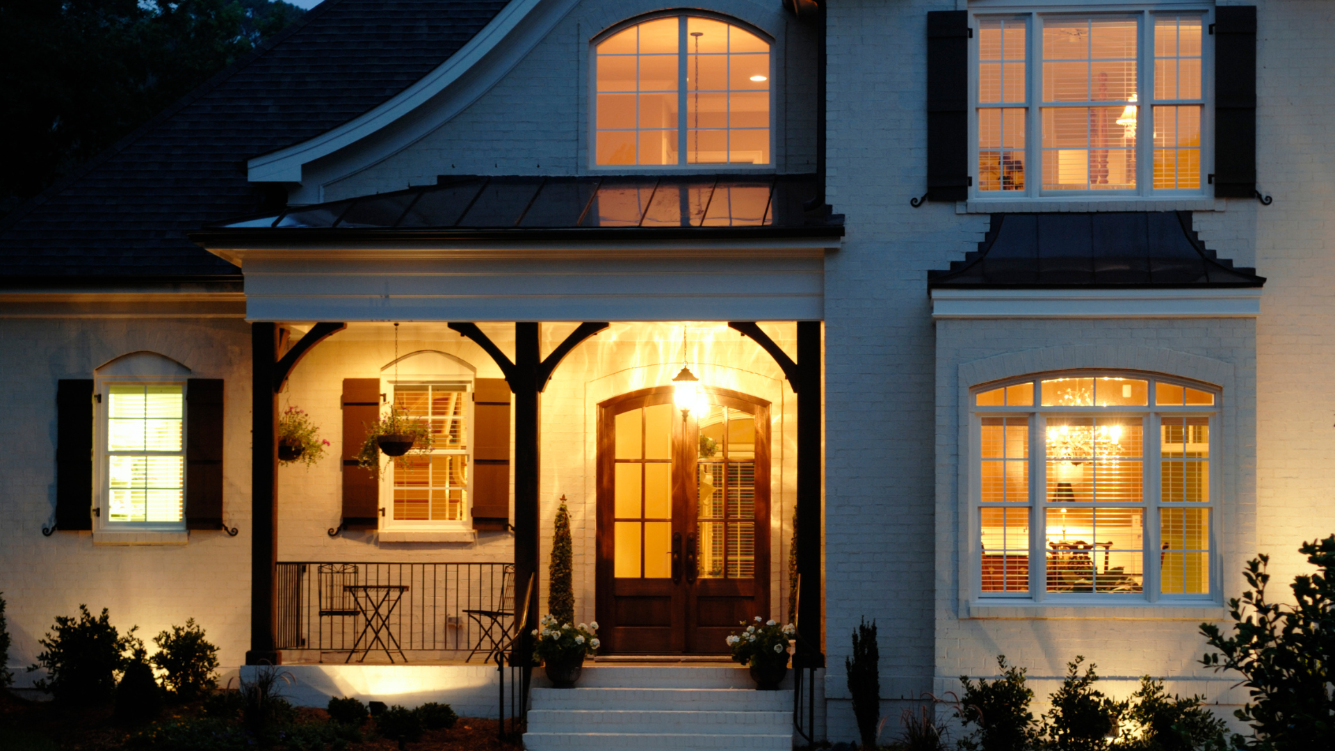Tips to Make Your Georgina Property Shine Despite Shorter Days header image.