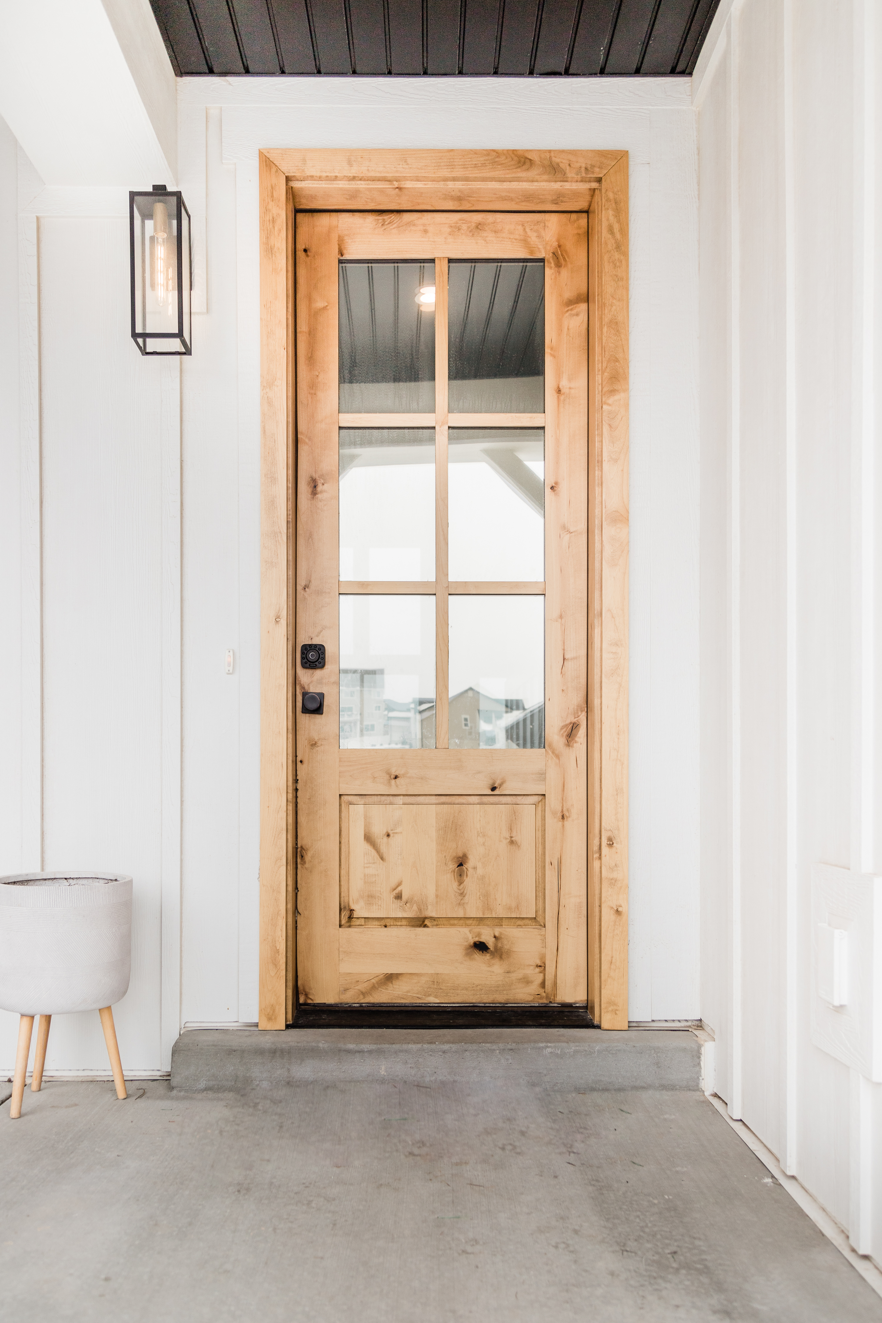 Is a Flood of Foreclosures Coming? header image.