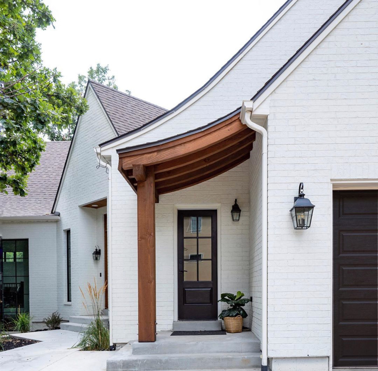 Navigating Homeownership in a High-Interest-Rate Era: Your Strategic Guide header image.