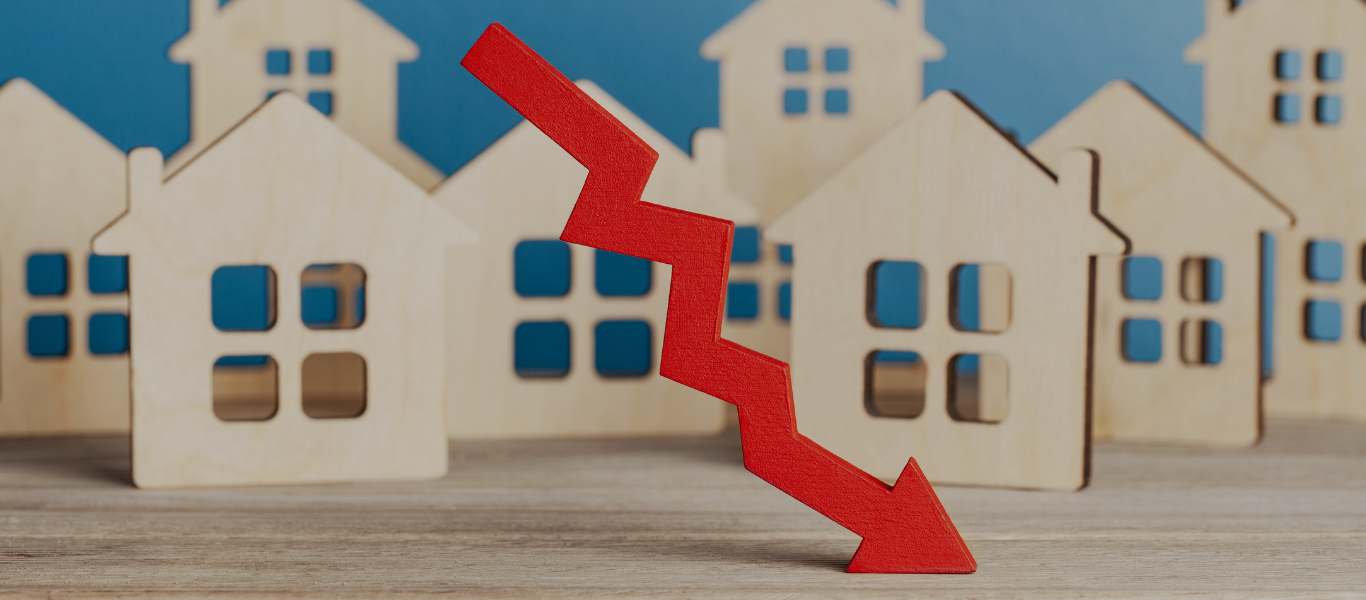 Recession vs. Housing Crisis: Understanding the Difference header image.