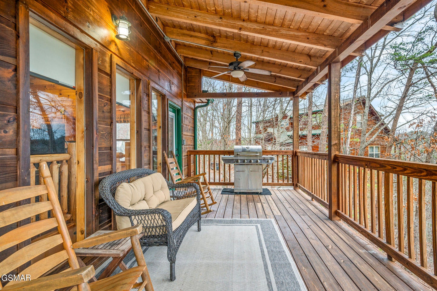 What to Know from VRBO if you are Selling Your Cabin header image.
