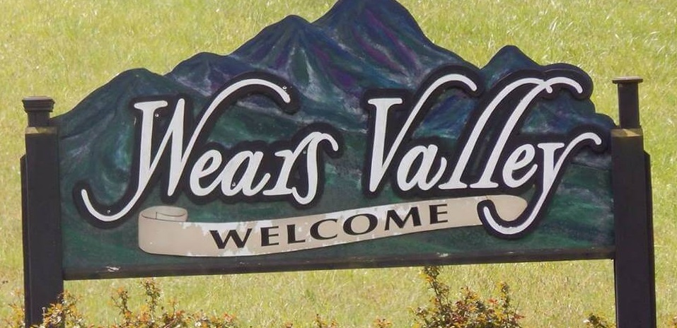 Wears Valley, Tennessee.  What makes it so special? header image.