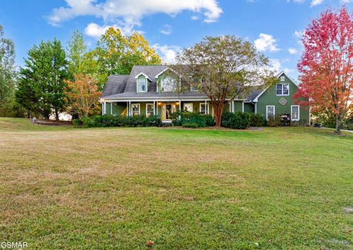 2710 John Spears Way