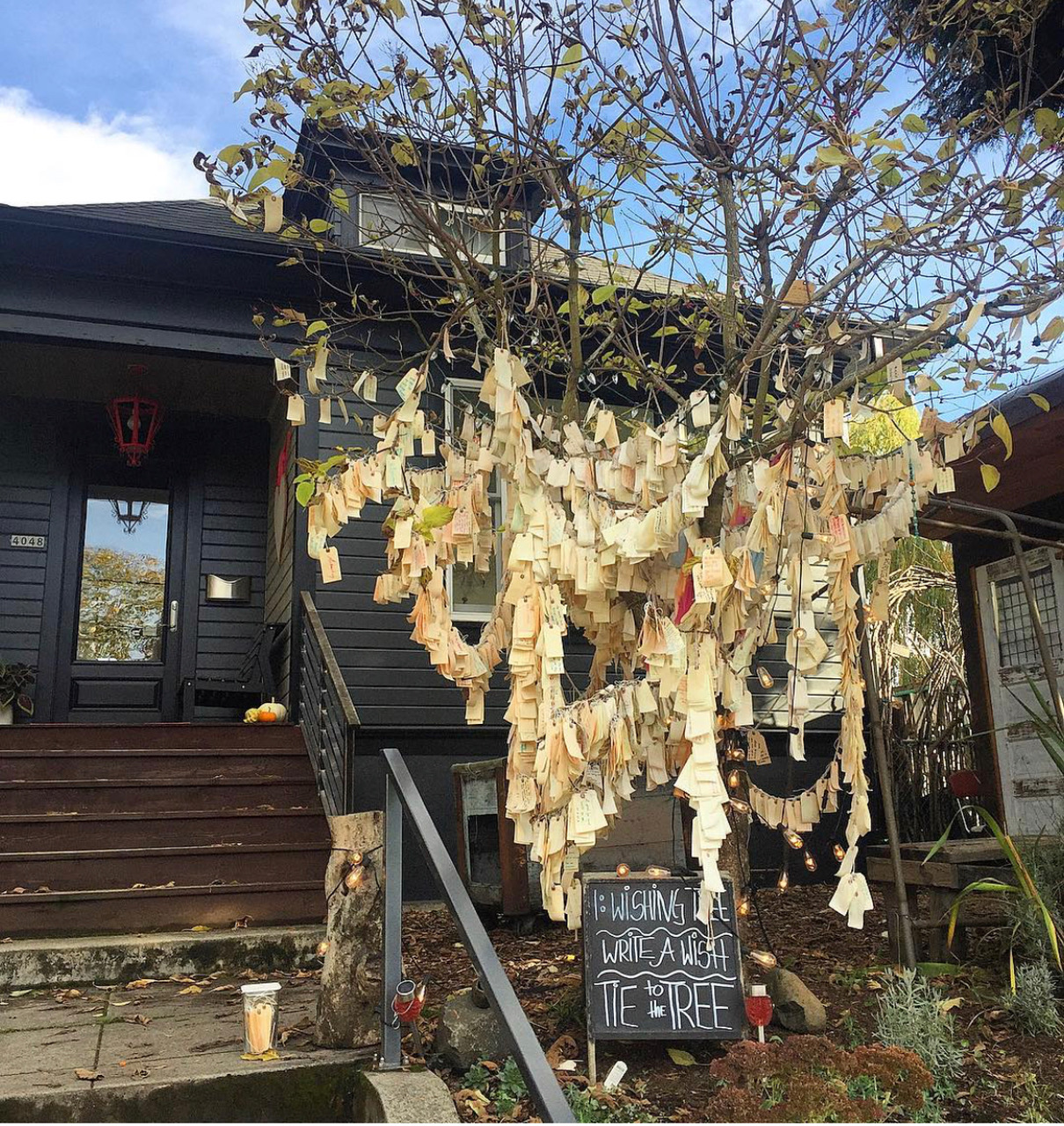 5 Reasons Why Buying and Selling is Easier than You Think header image.