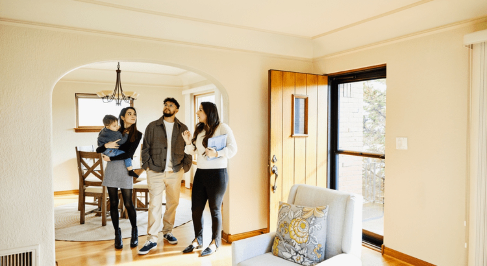 Should You Still Expect a Bidding War? header image.