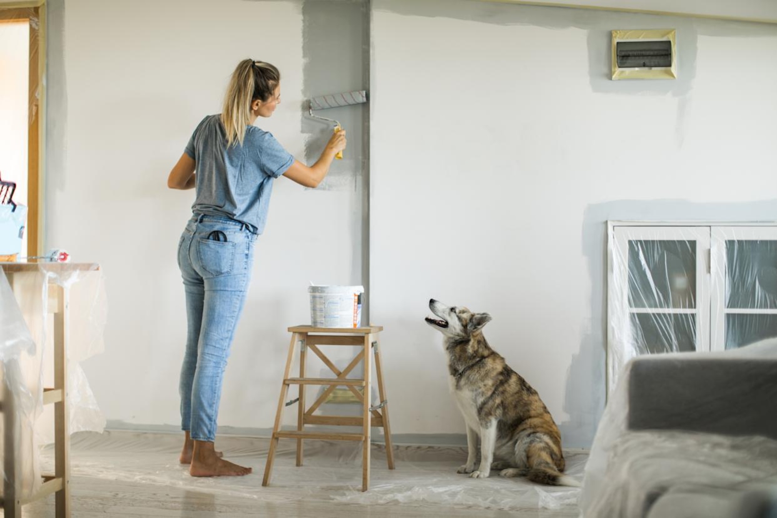 How to recession-proof your home: 6 expert tips you should know — from insulation to income header image.