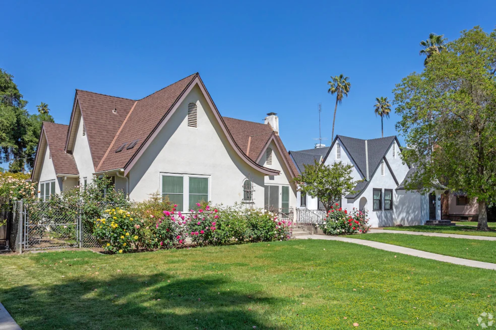 Mortgage rate averages fall for third straight week header image.