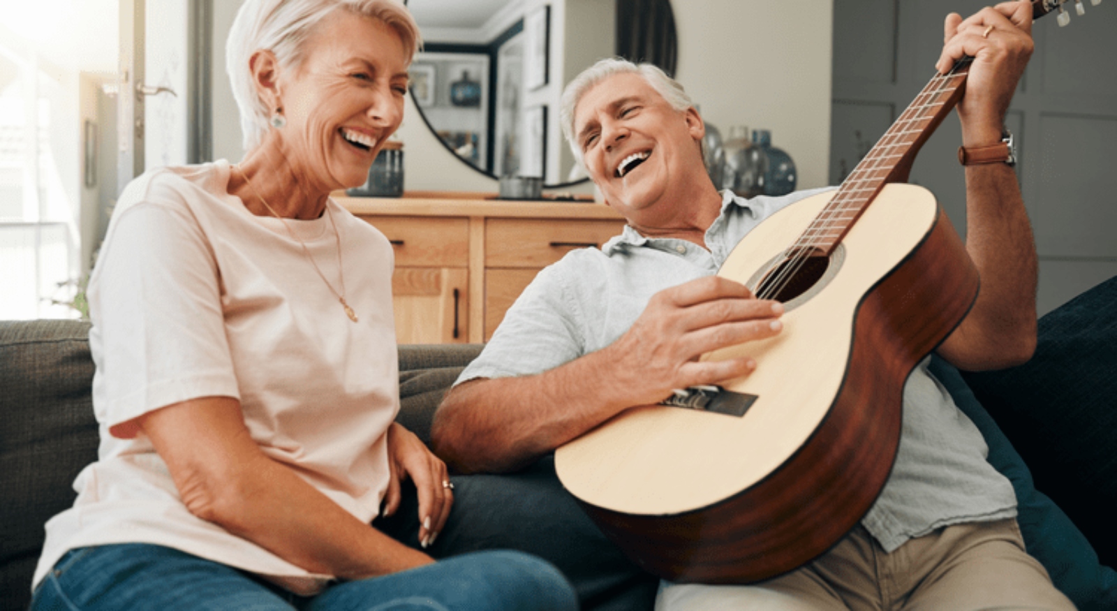 Downsizing Without Debt: How More Homeowners Are Buying Their Next House in Cash header image.