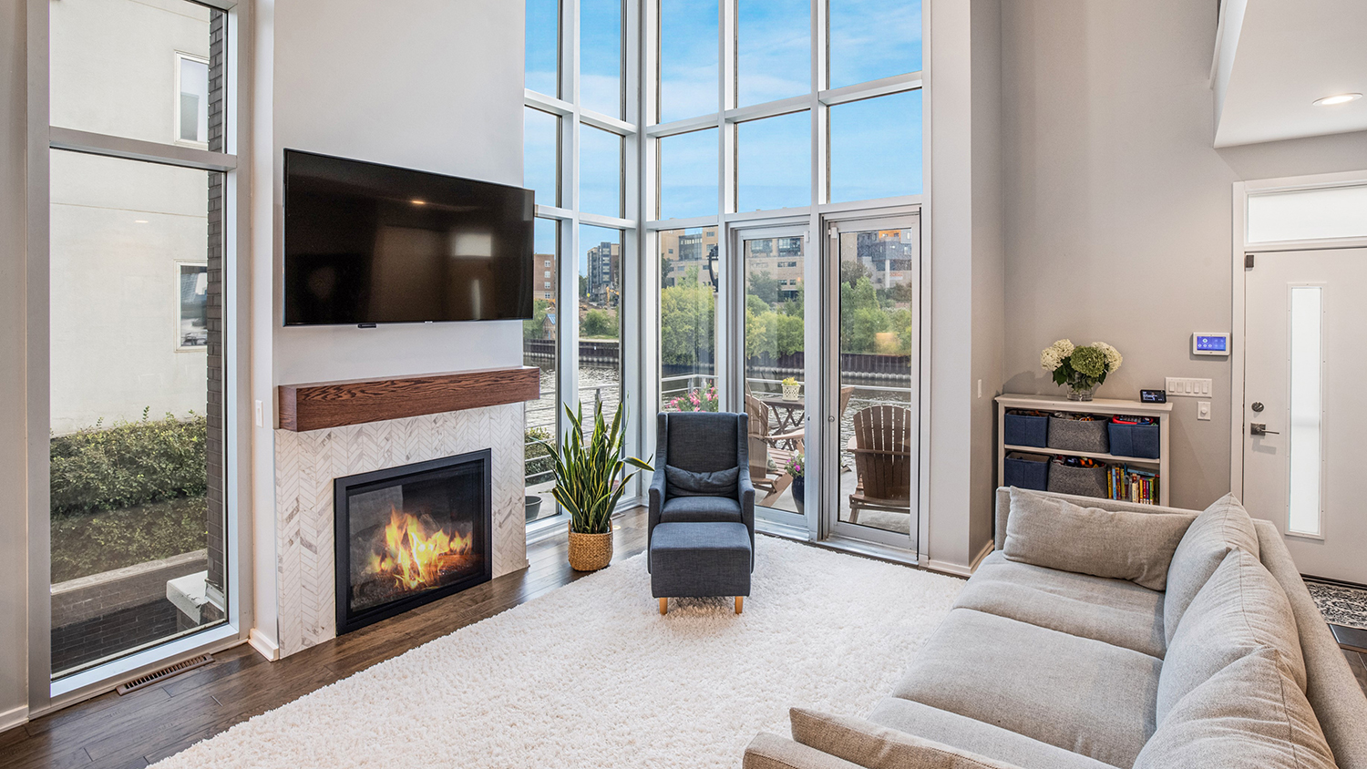 5 Reasons to Sell Your Home in Today’s Market header image.