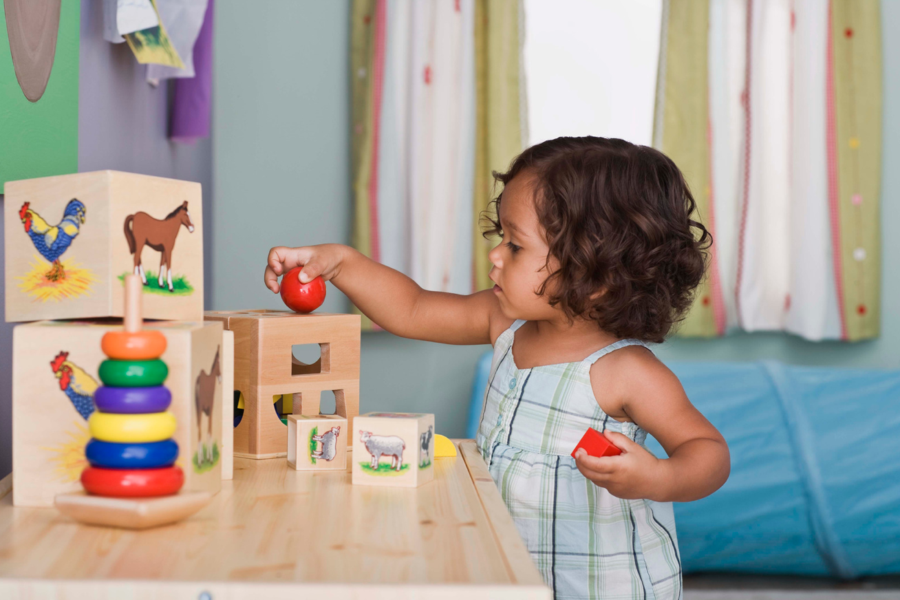 How to Pack a Playroom header image.