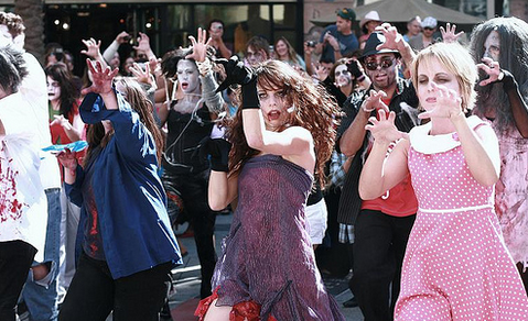 Lexington’s 2013 Thriller & Halloween Parade header image.