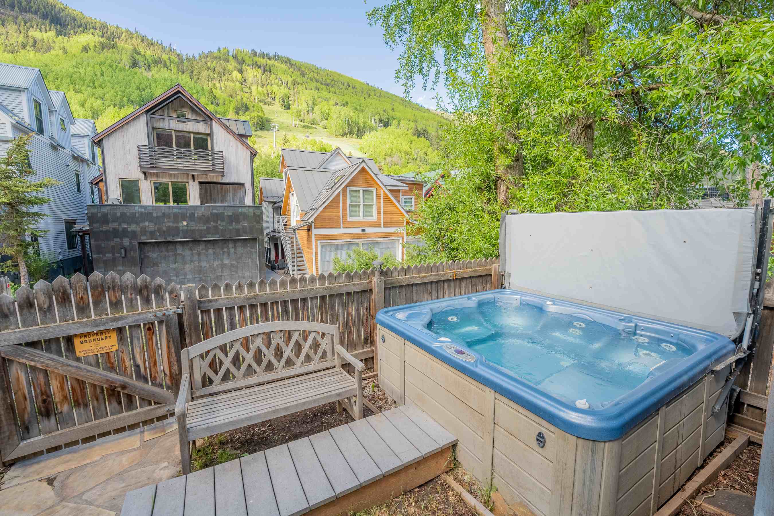 A Strong Month for Telluride Real Estate! header image.