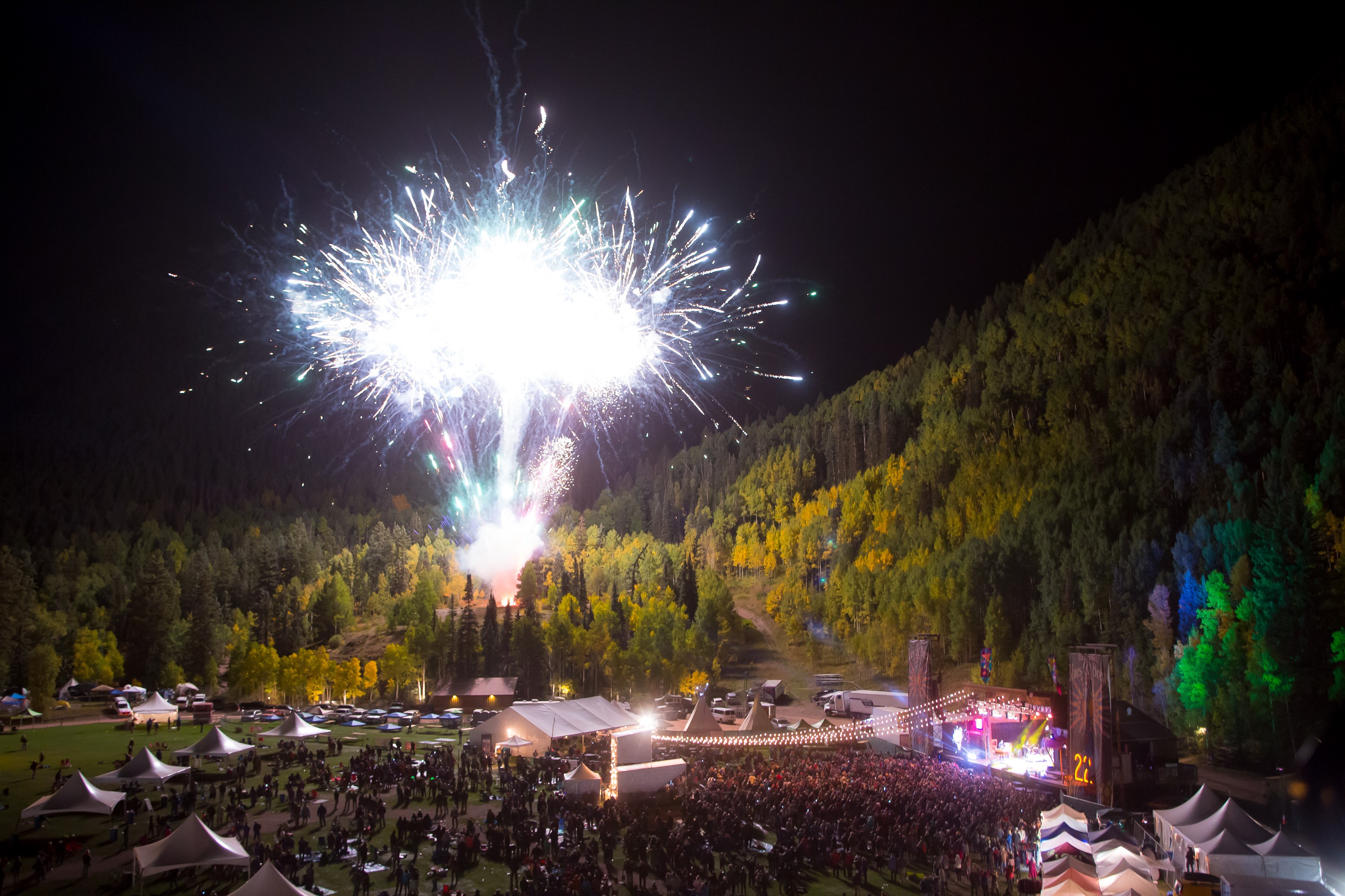 Bye Bye 2020 header image.