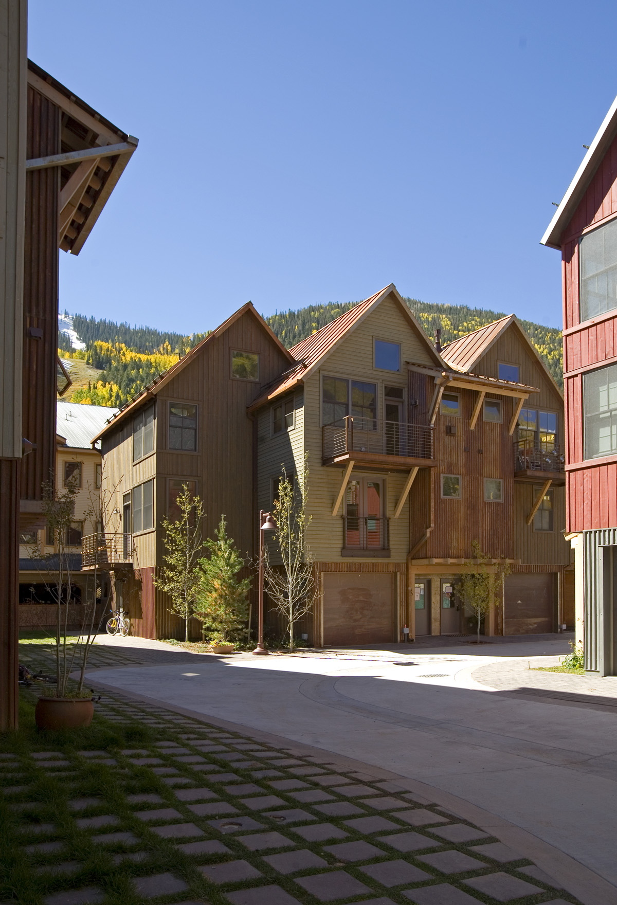 16 Owl Meadows Sells for $970,000 header image.