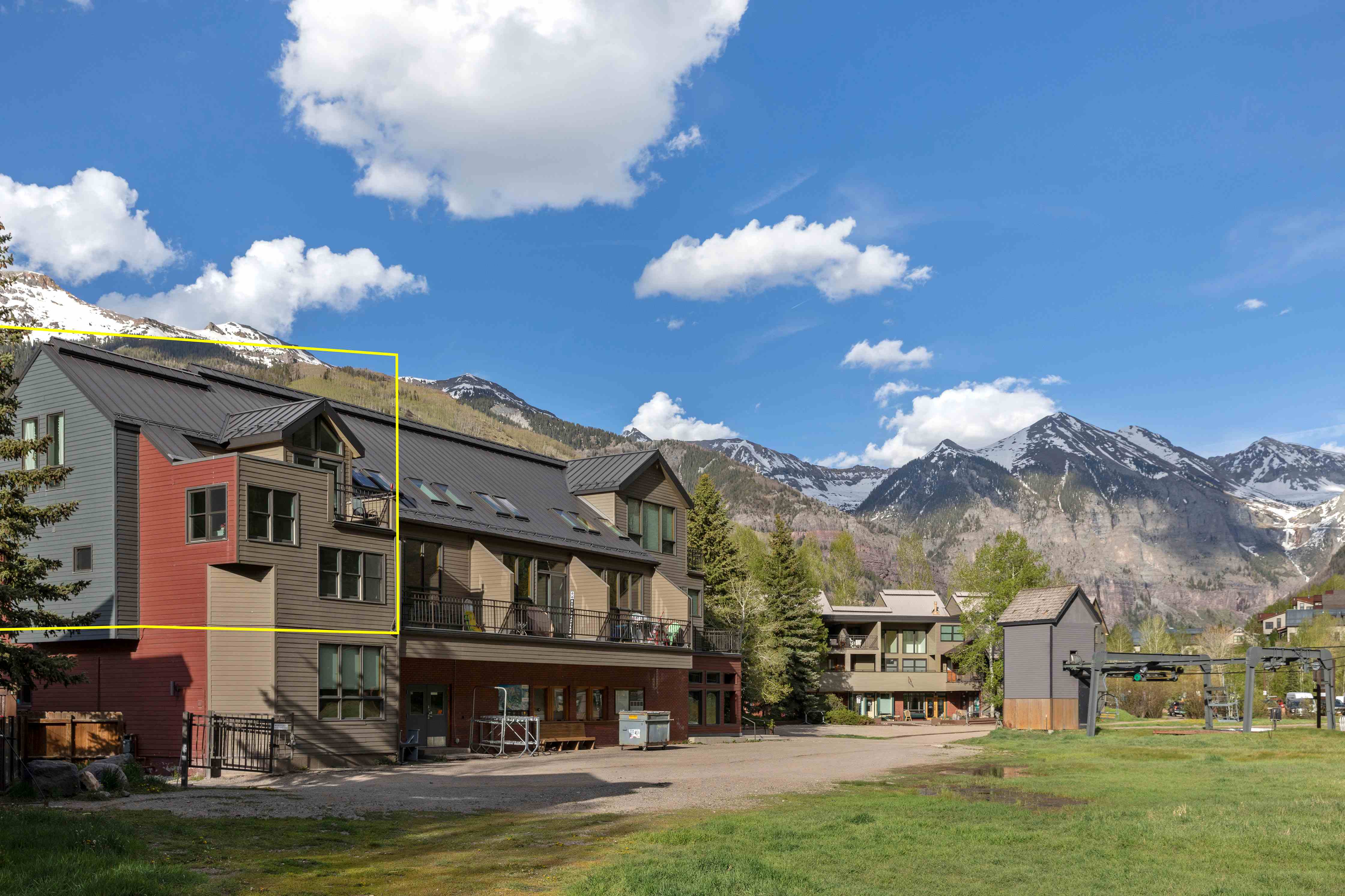 Teddy Sells Cimarron Lodge 5 header image.