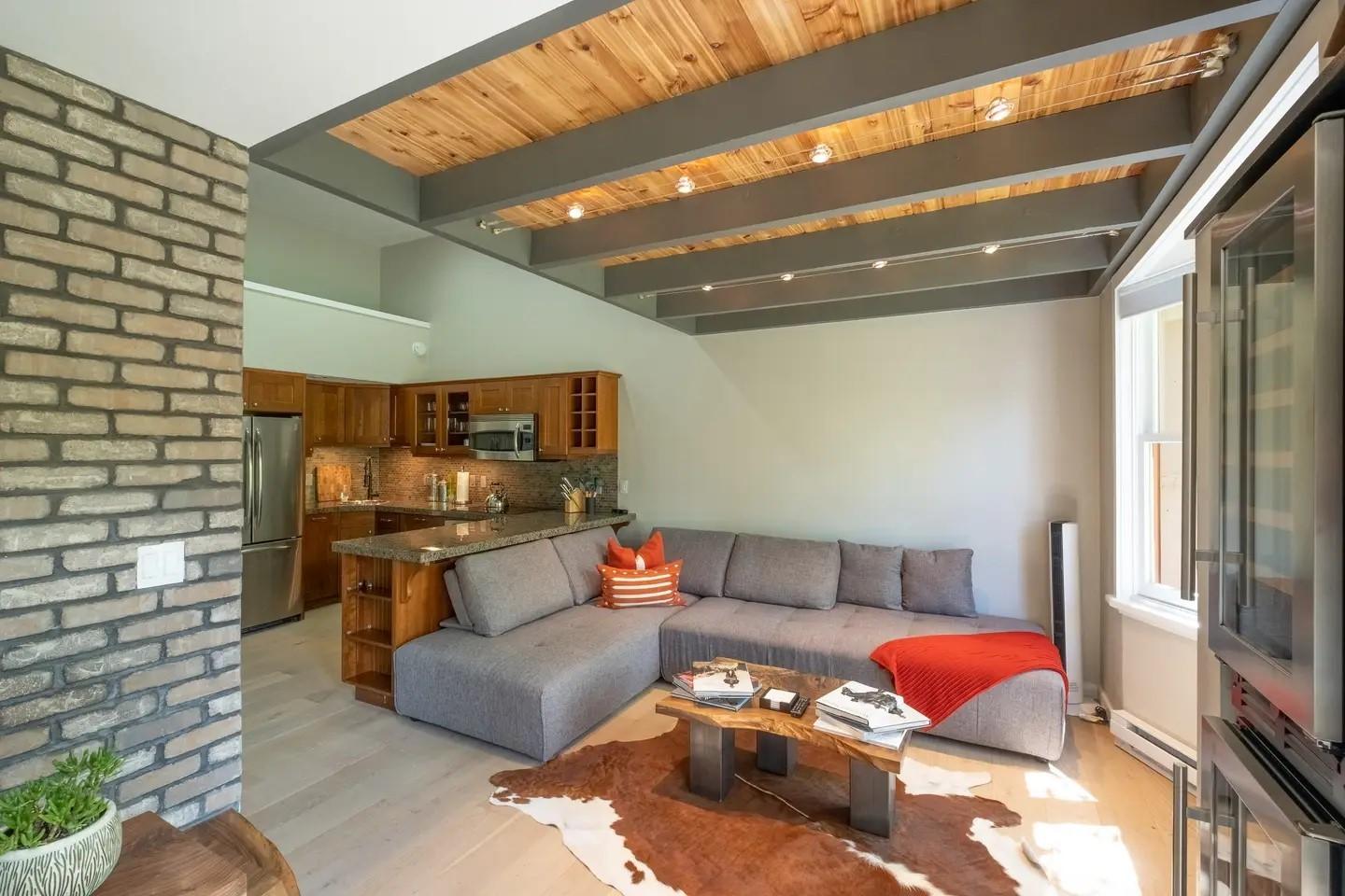 Columbia Place 8 is Sold header image.