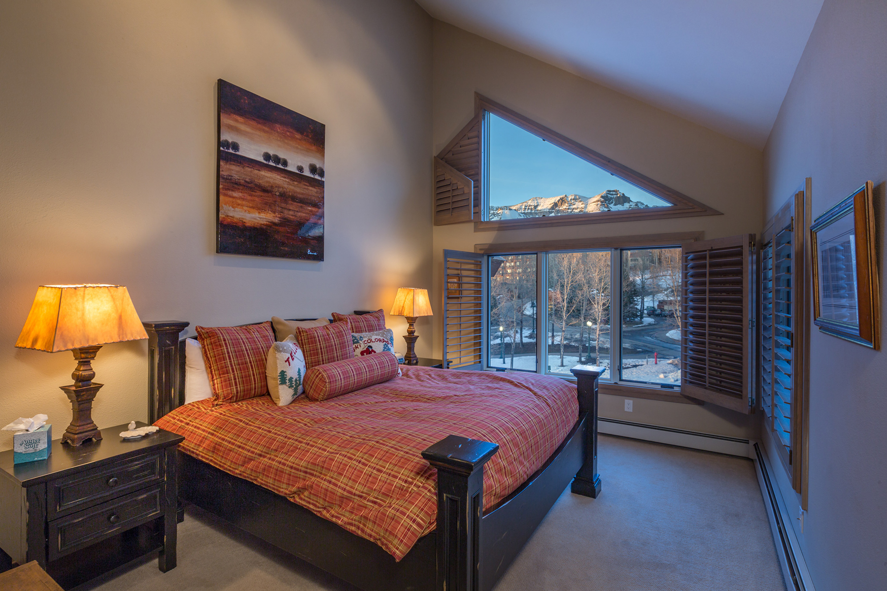 May 2022 Telluride Real Estate Numbers header image.