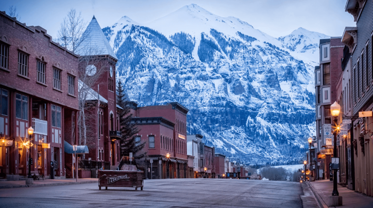 MSN Calls Telluride a Bucket List Vacation header image.