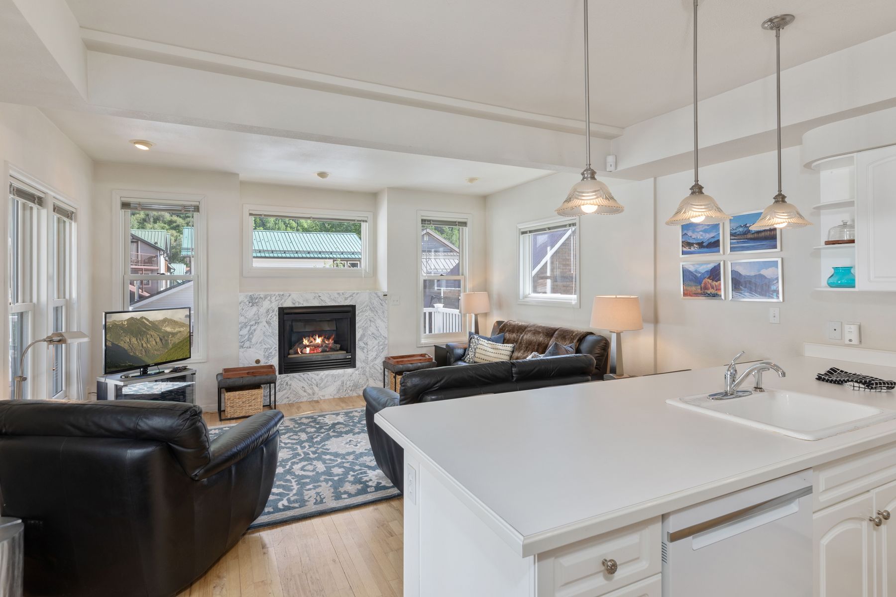 August Real Estate Sales- BOOM header image.