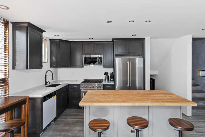 Back on the Market - Telluride Lodge 322 header image.