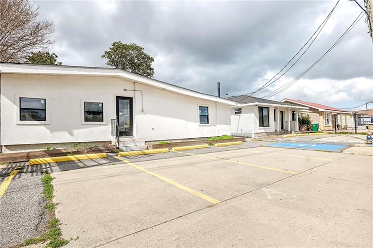 Commercial Building for Sale in Kenner, LA
